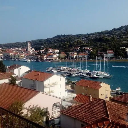 Anamaria Apartamento Tisno